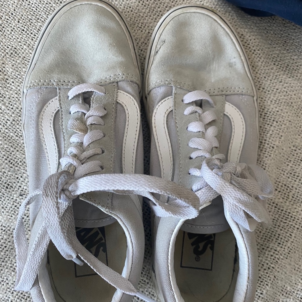 Vans - Picture 4 of 4